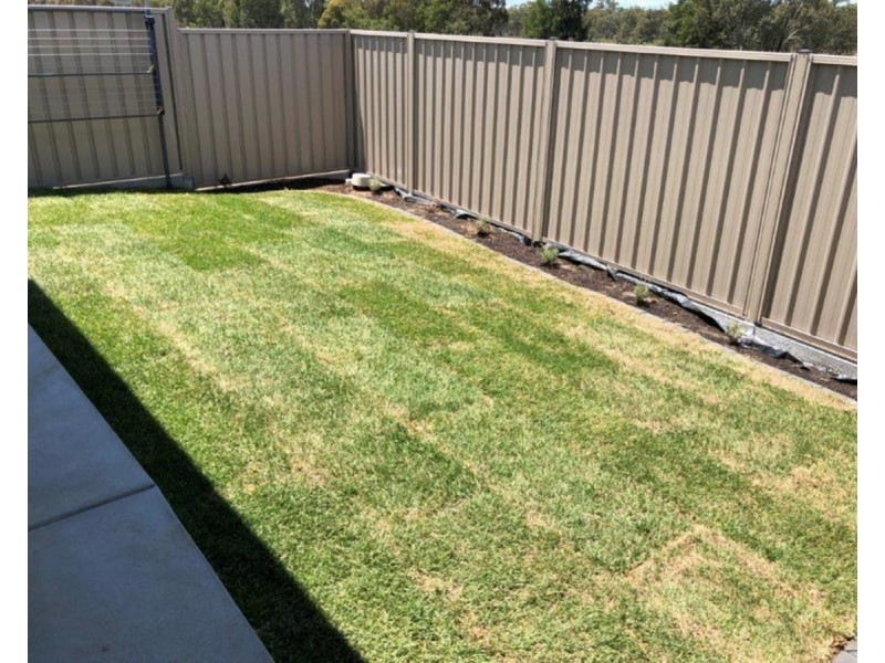 1/28 Messenger Avenue, Boorooma NSW 2650