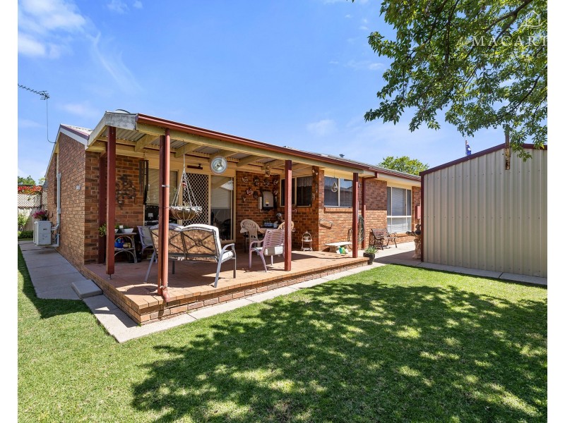 44 Kaldari Crescent, Glenfield Park NSW 2650