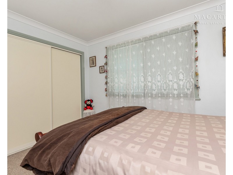 44 Kaldari Crescent, Glenfield Park NSW 2650