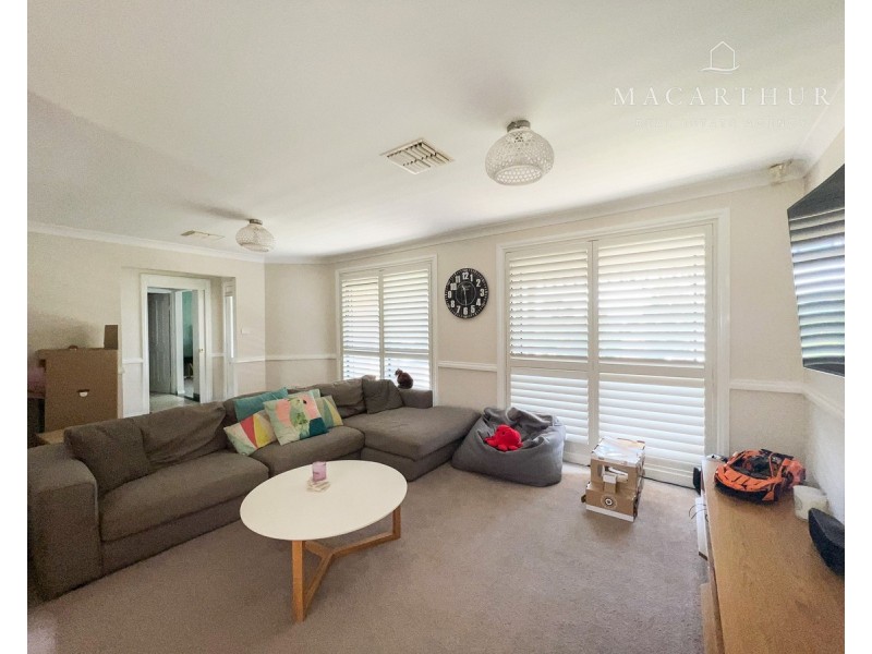 40 Bourkelands Drive, Bourkelands NSW 2650