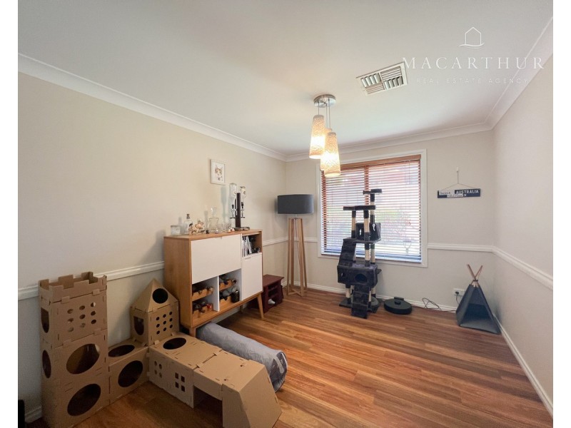 40 Bourkelands Drive, Bourkelands NSW 2650