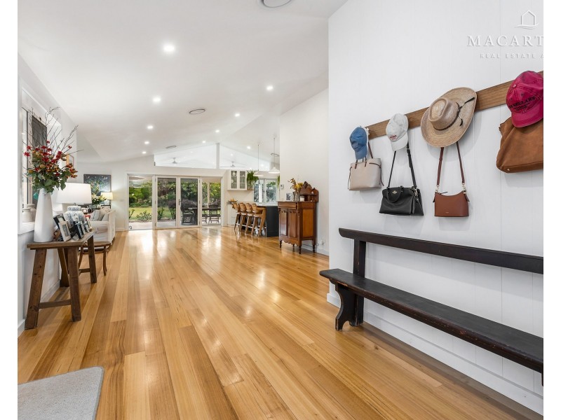 11 Hakea Place, Springvale NSW 2650