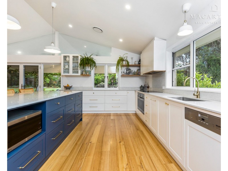 11 Hakea Place, Springvale NSW 2650