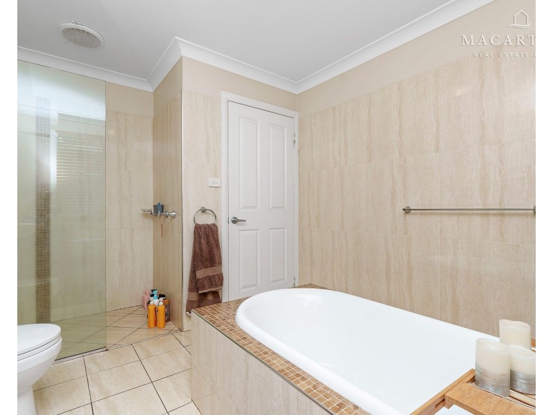 72 Mima Street, Glenfield Park NSW 2650