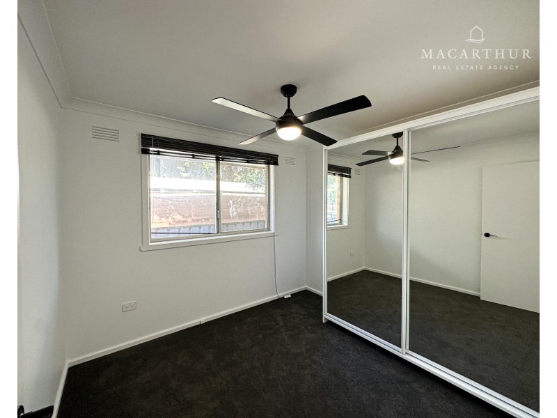 14 Temerloh Avenue, Mount Austin NSW 2650