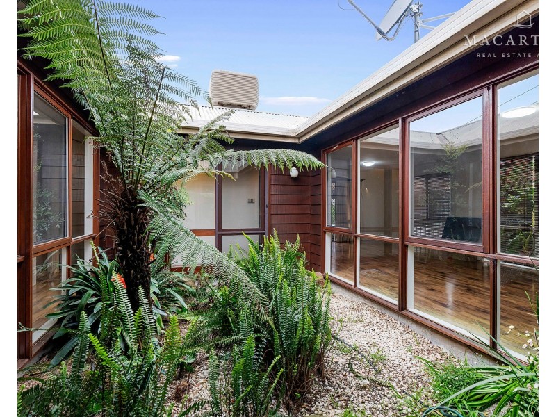 101 Lake Albert Road, Kooringal NSW 2650