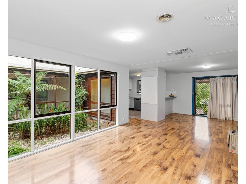 101 Lake Albert Road, Kooringal NSW 2650