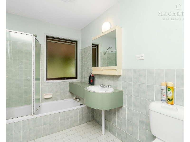 101 Lake Albert Road, Kooringal NSW 2650