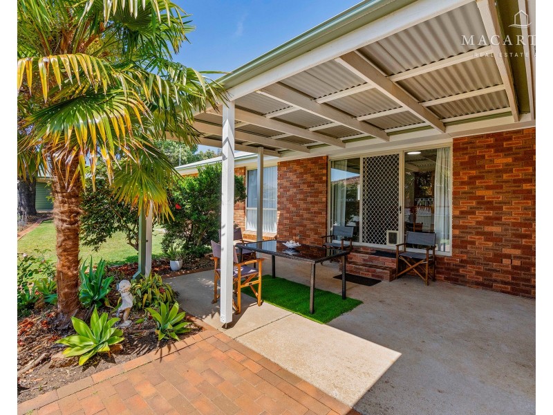15 Overdale Drive, Bourkelands NSW 2650