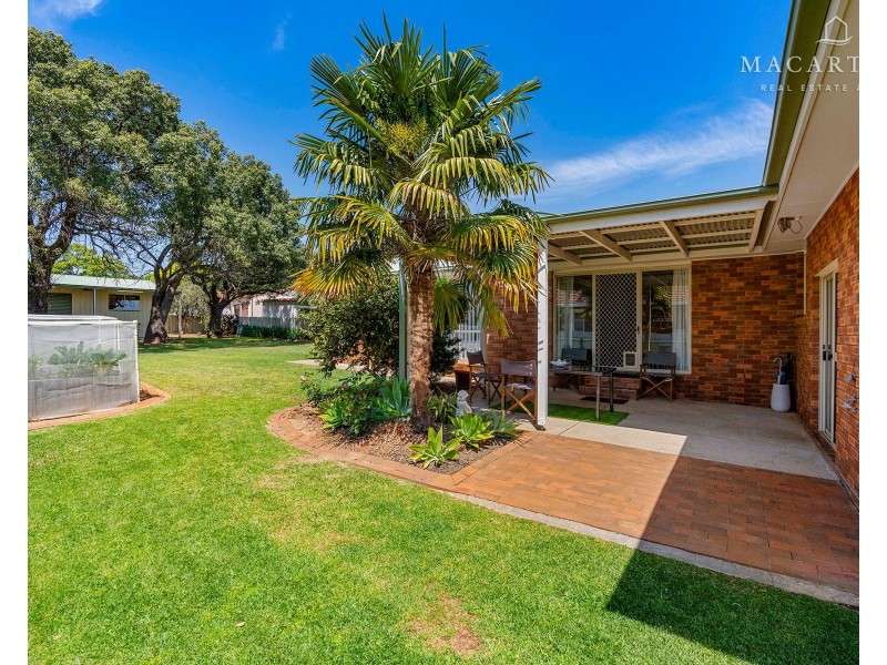 15 Overdale Drive, Bourkelands NSW 2650