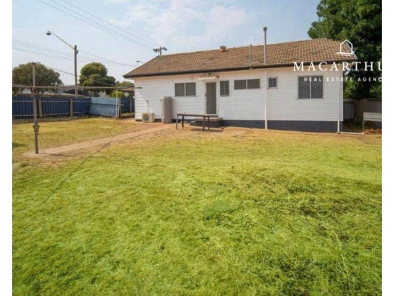 44 Tobruk Street, Ashmont NSW 2650