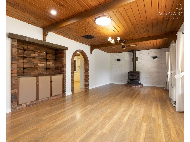 25 Willow Street, Kooringal NSW 2650