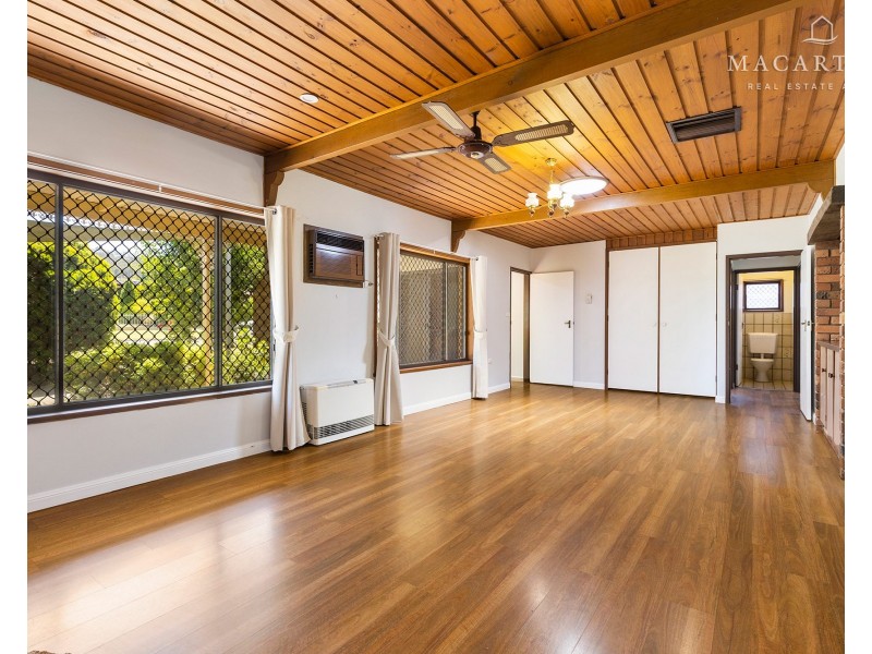 25 Willow Street, Kooringal NSW 2650