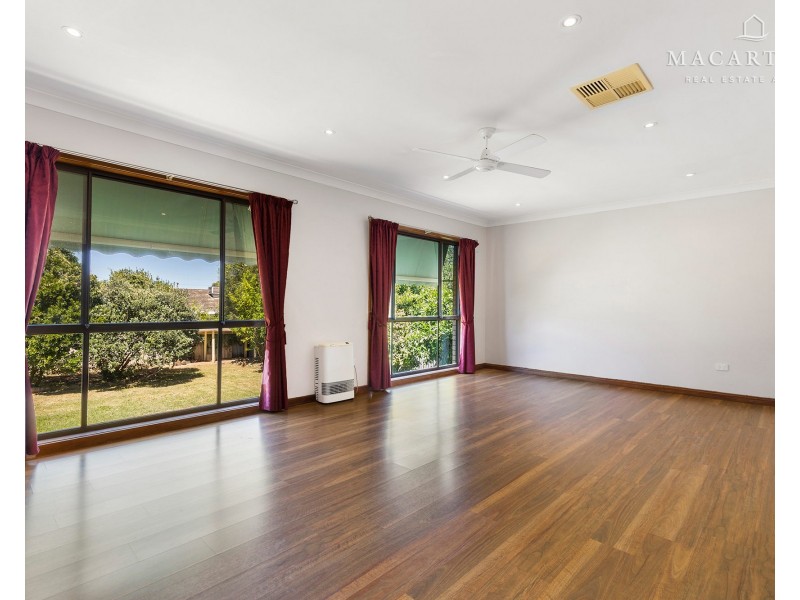 25 Willow Street, Kooringal NSW 2650