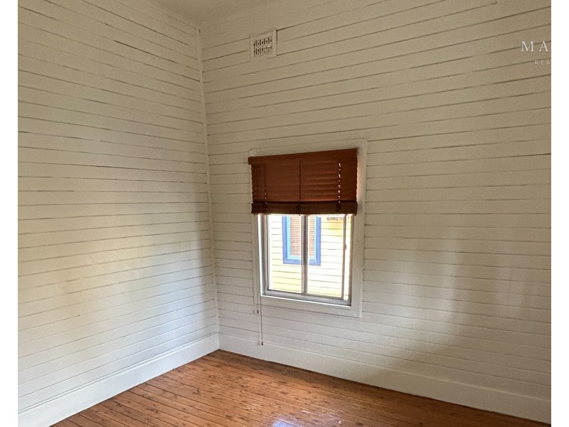 10 Travers Street, Wagga Wagga NSW 2650