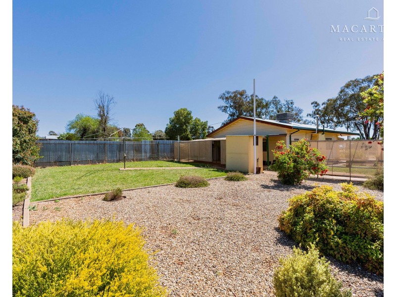 8 Methul Street, Coolamon NSW 2701