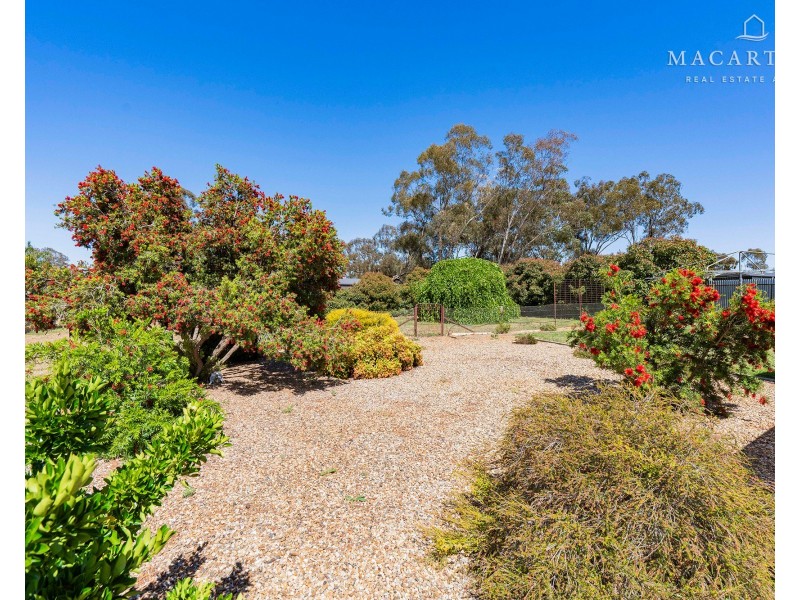 8 Methul Street, Coolamon NSW 2701