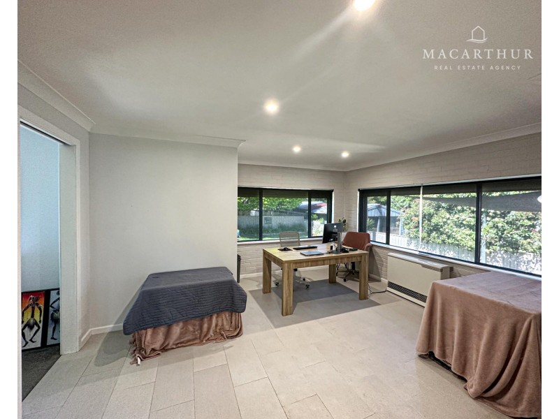 395 Lake Albert Road, Kooringal NSW 2650