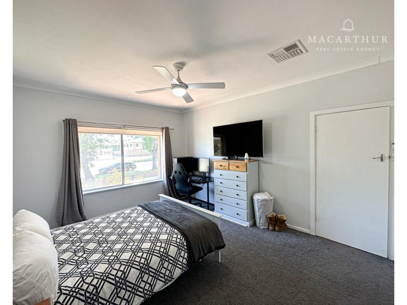 395 Lake Albert Road, Kooringal NSW 2650