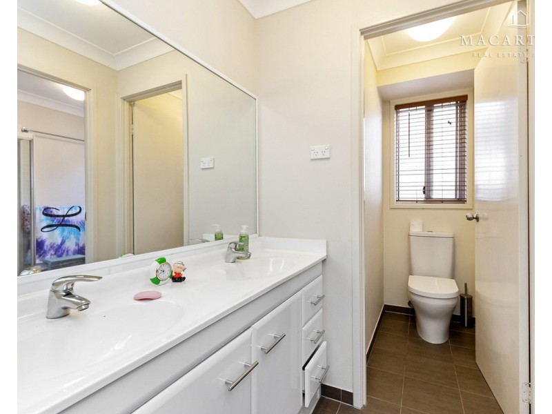 16 Kurrajong Avenue, Forest Hill NSW 2651