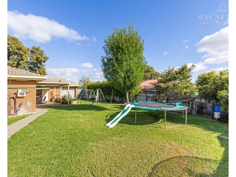 16 Kurrajong Avenue, Forest Hill NSW 2651