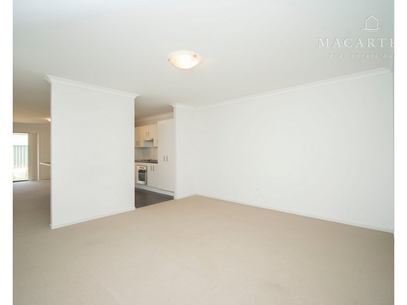 5 Hazelwood Drive, Forest Hill NSW 2651