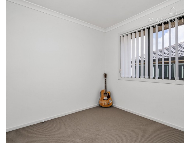 5 Hazelwood Drive, Forest Hill NSW 2651