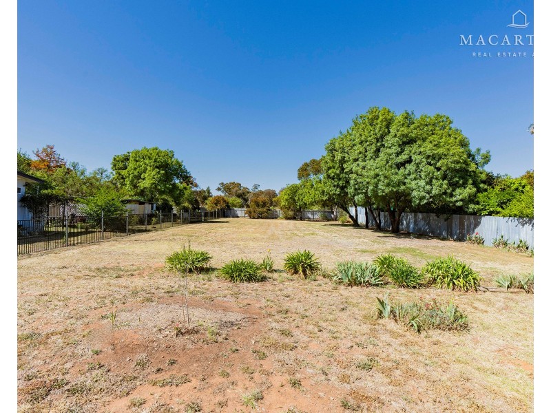 29 Loch Street, Ganmain NSW 2702