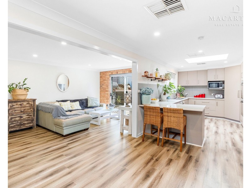 2 Andrews Avenue, Kooringal NSW 2650