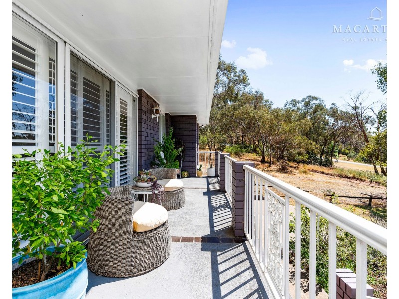 2 Andrews Avenue, Kooringal NSW 2650