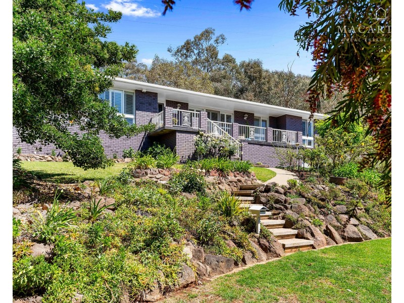2 Andrews Avenue, Kooringal NSW 2650