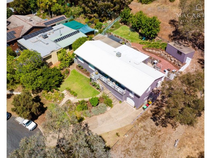 2 Andrews Avenue, Kooringal NSW 2650