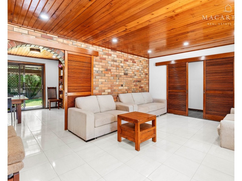 50 Balmoral Crescent, Lake Albert NSW 2650