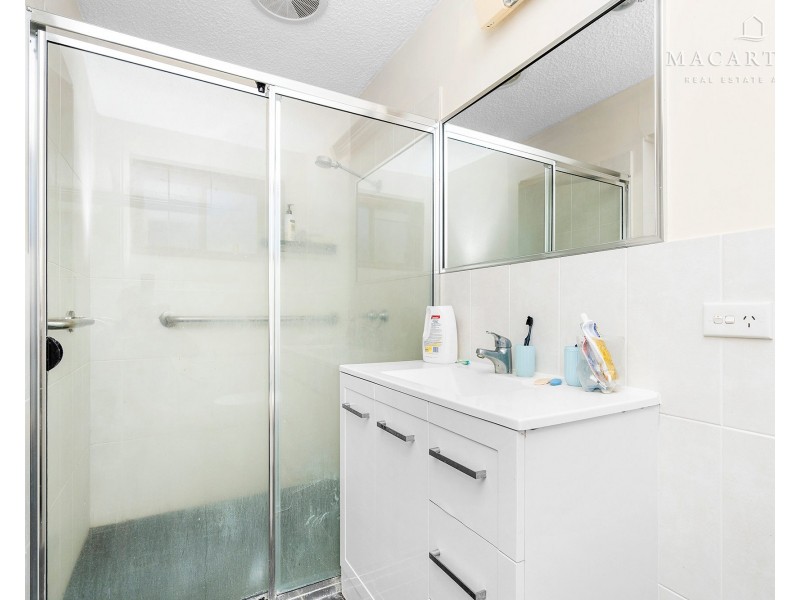 50 Balmoral Crescent, Lake Albert NSW 2650