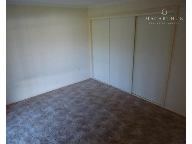 2/15 Yeomans Place, Kooringal NSW 2650