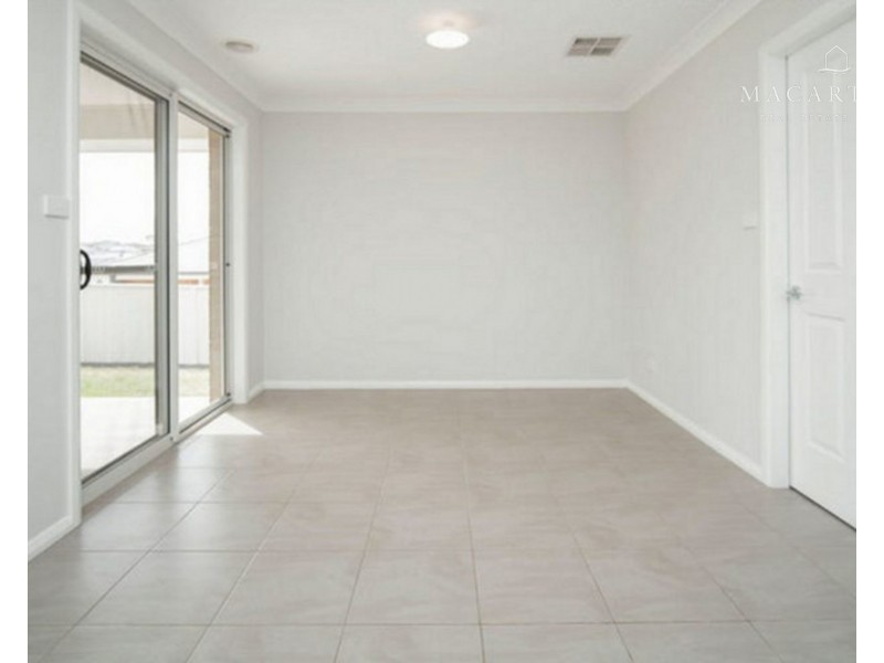 6 Ellerslie Street, Gobbagombalin NSW 2650