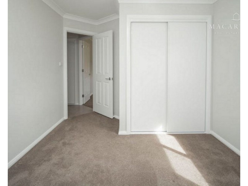 6 Ellerslie Street, Gobbagombalin NSW 2650