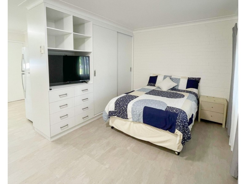 2/1-3 Matthews Street, Lockhart NSW 2656