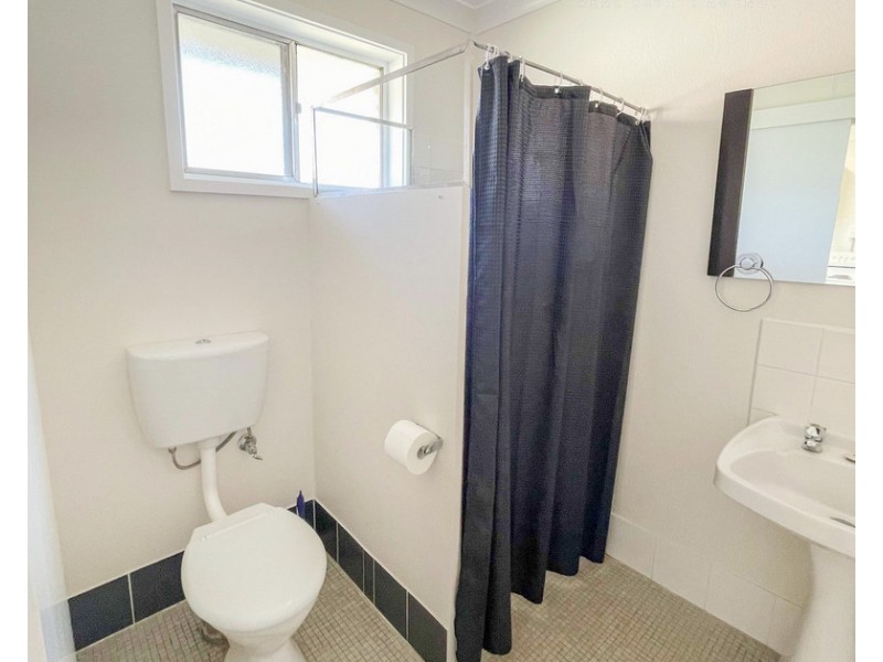 2/1-3 Matthews Street, Lockhart NSW 2656
