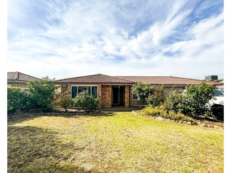 9 Kaldari Crescent, Glenfield Park NSW 2650