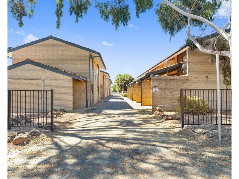 1/241-243 Edward Street, Wagga Wagga NSW 2650