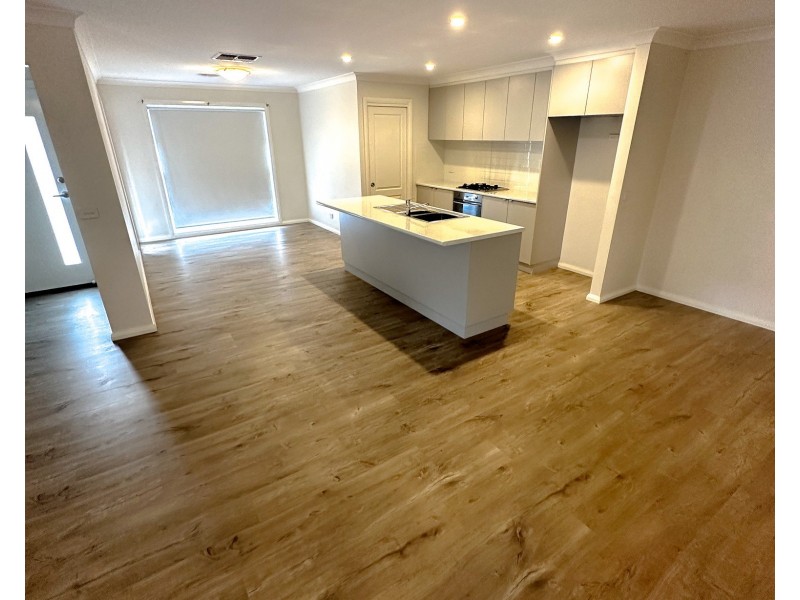 4 Burrundulla Road, Bourkelands NSW 2650