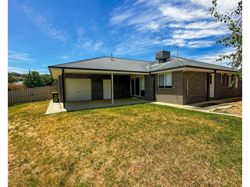 4 Burrundulla Road, Bourkelands NSW 2650