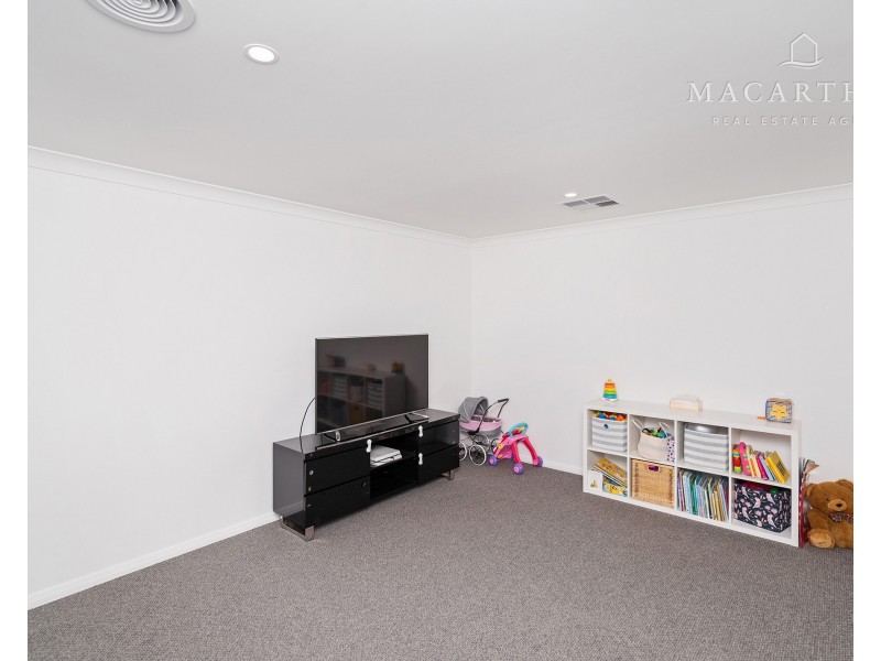 60 Jumbuck Drive, Gobbagombalin NSW 2650