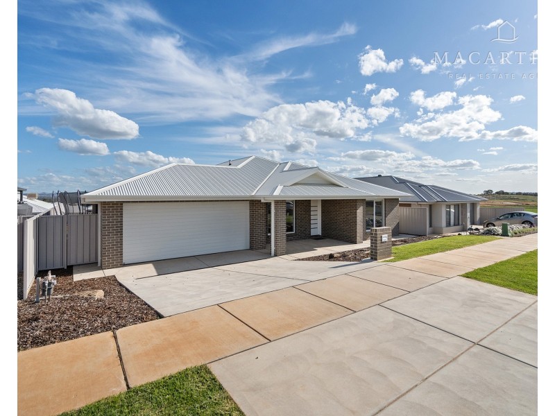 60 Jumbuck Drive, Gobbagombalin NSW 2650