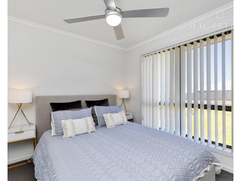 2/1 Ronald Street, Gobbagombalin NSW 2650