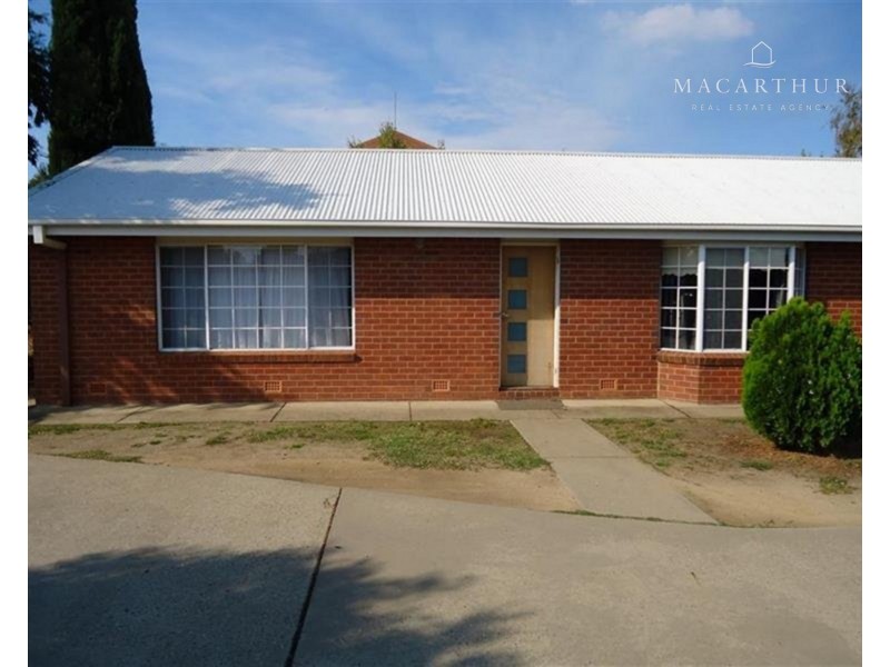 1/30 Lampe Avenue, Wagga Wagga NSW 2650