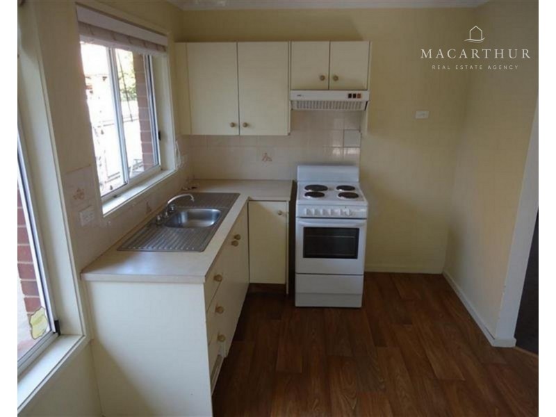 1/30 Lampe Avenue, Wagga Wagga NSW 2650