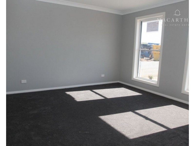 31 Chang Avenue, Lloyd NSW 2650
