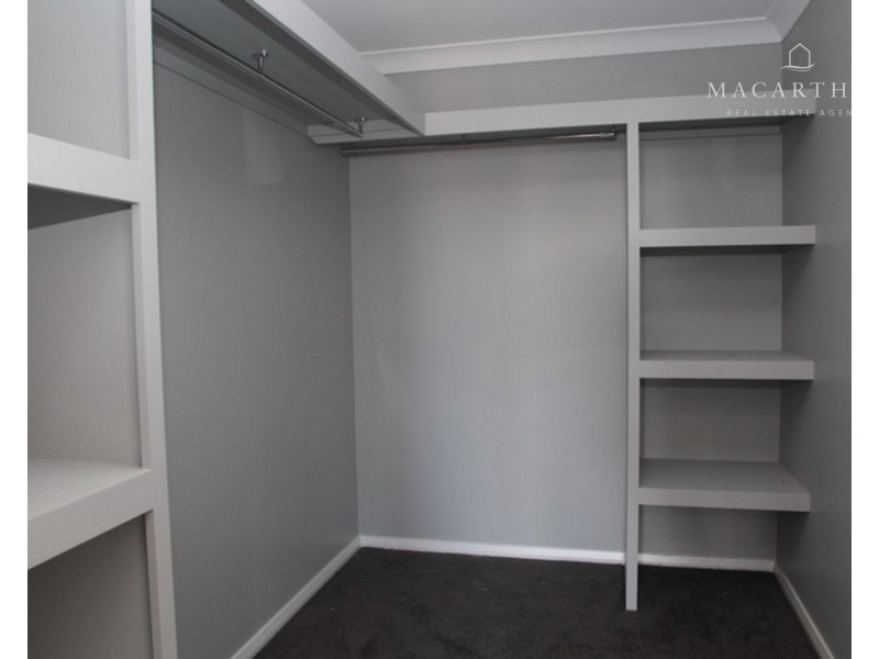 31 Chang Avenue, Lloyd NSW 2650